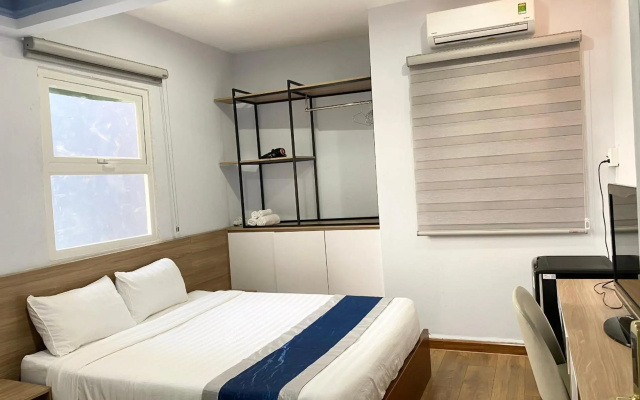 Home Away Homestay, City Center, D1