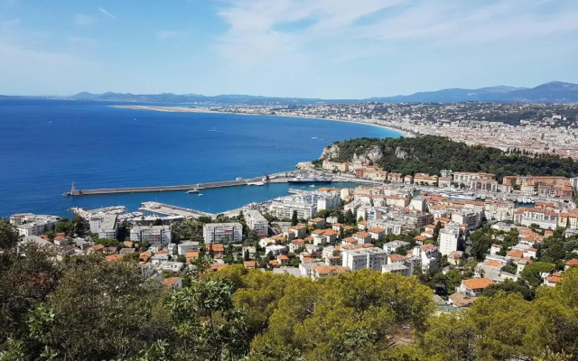 Très beau 3 pièces spacieux lumineux et climatisé