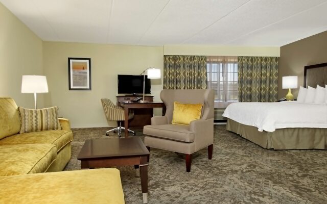 Hampton Inn & Suites By Hilton Rockville Centre