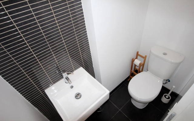 Lisbon Domus 5 by amcf