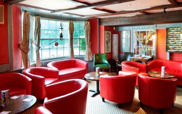 Camden Arms Hotel