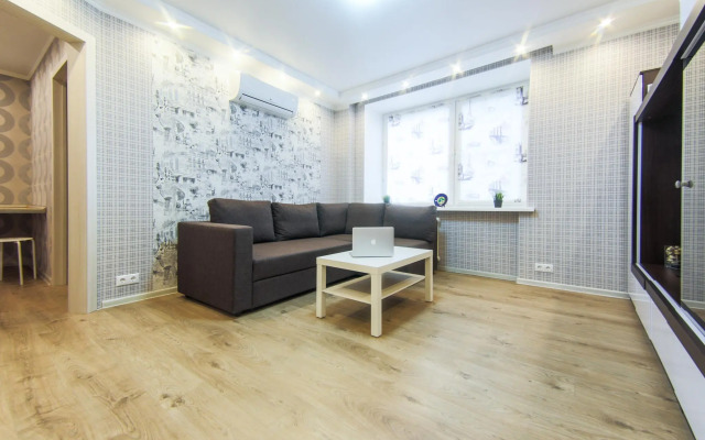 HotelRoom24 (ХотелРум24) на переулке Большой Кондратьевский 4к3