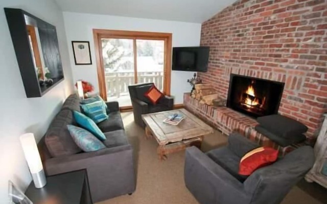 Condo 100 Yards to Gondola One by RedAwning