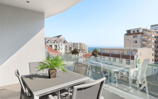 Cosmopolitan Luxury Serviced Apartments