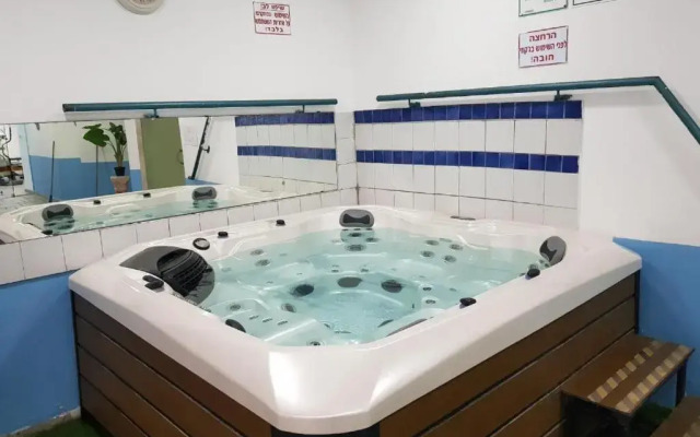 Rotem Suite in MARINA ASHKLON
