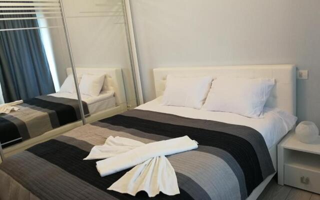 Inima Mamaia LuxyMar 2 Apartment