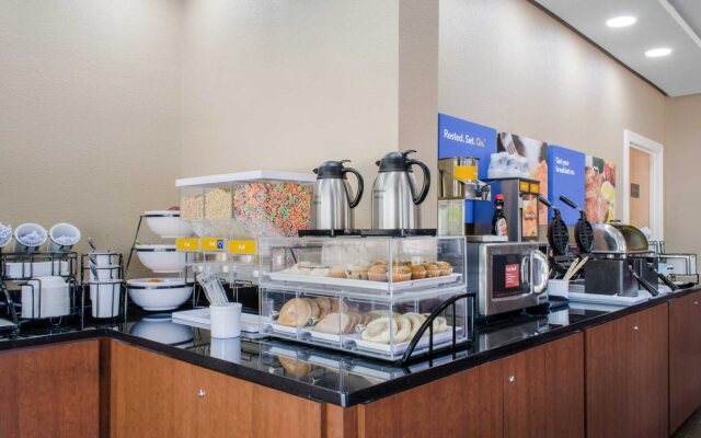 TownePlace Suites by Marriott Hadley Amherst