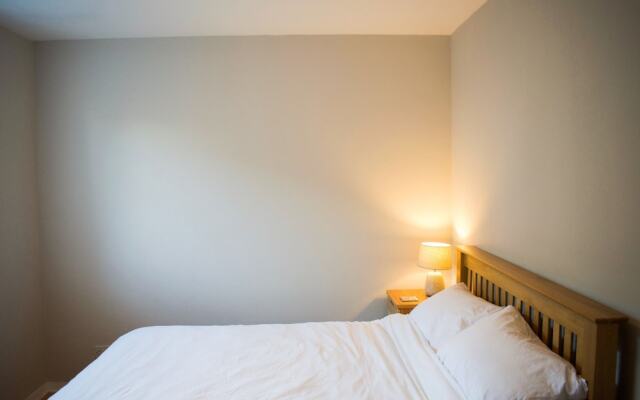 1 Bedroom Apartment Near Botanic Garden