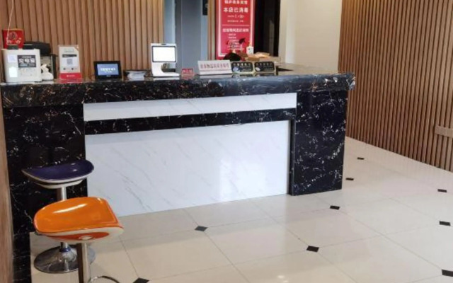 Jinlu Business Hotel