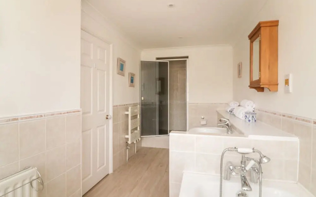 Valley View, 9 St Elmo Court