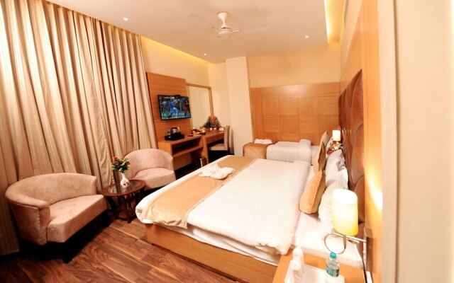 Hotel Landmark Near Golden Temple