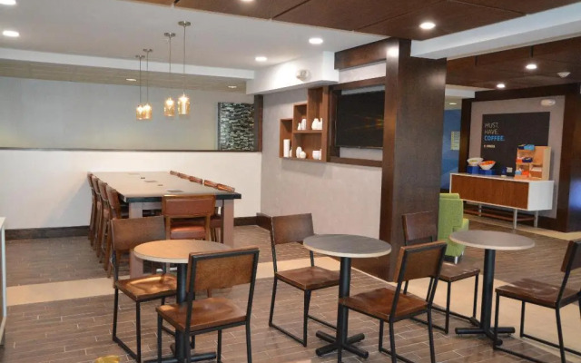 Holiday Inn Express & Suites, Caryville by IHG