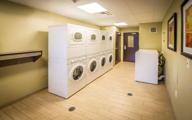 Staybridge Suites Sacramento - Folsom by IHG