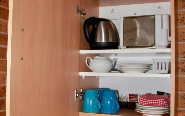 Town & Country Motor Inn