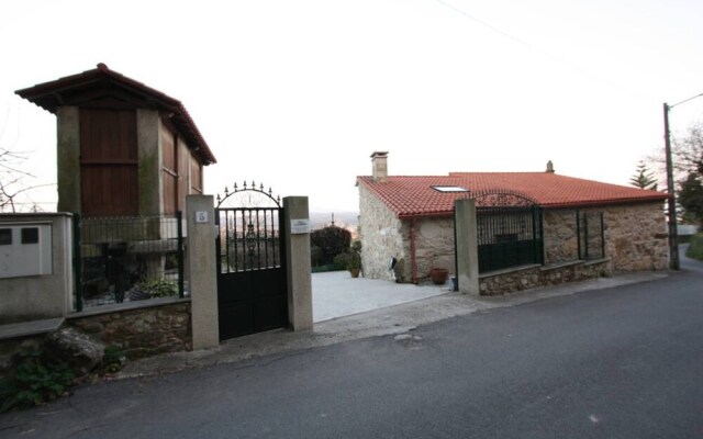 House - 5 Bedrooms - 107654