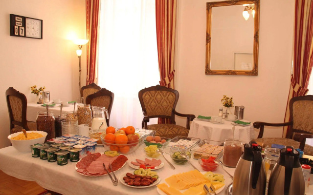 Kálvin House