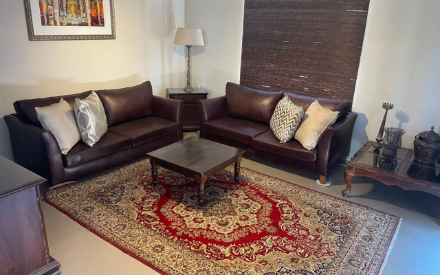 Mount Road Suites