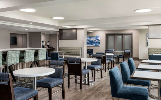Hampton Inn Chicago-O'Hare International Airport