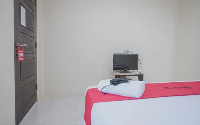 RedDoorz Syariah near Tugu Juang Jambi 2