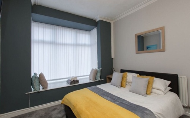 Town House @ Wistaston Road