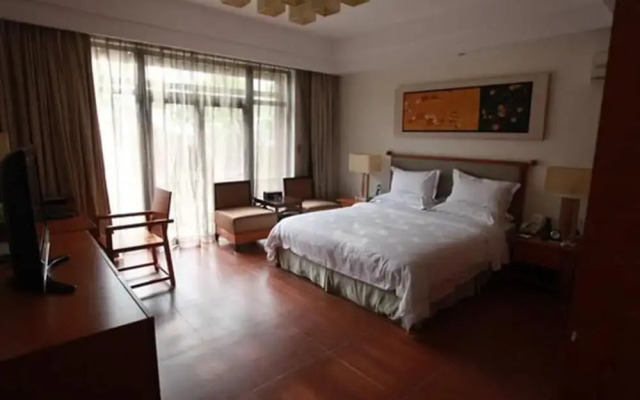 Phoenix Hotel