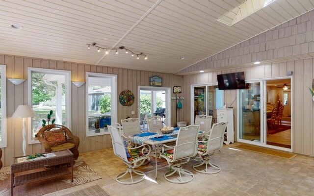 Newmans Beachview 3 Bedroom Home