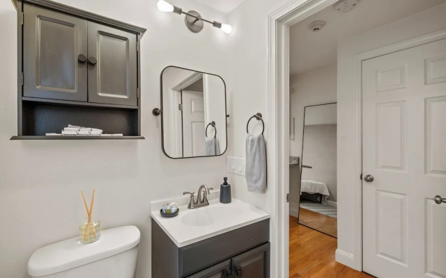 Hygge House Suites