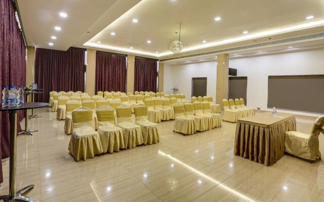 Golden Chariot Vasai - Hotel and Spa