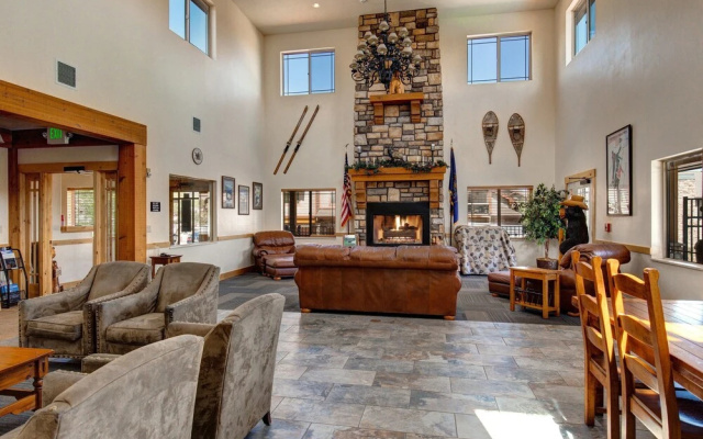 5541 Slalom Way Townhome by RedAwning