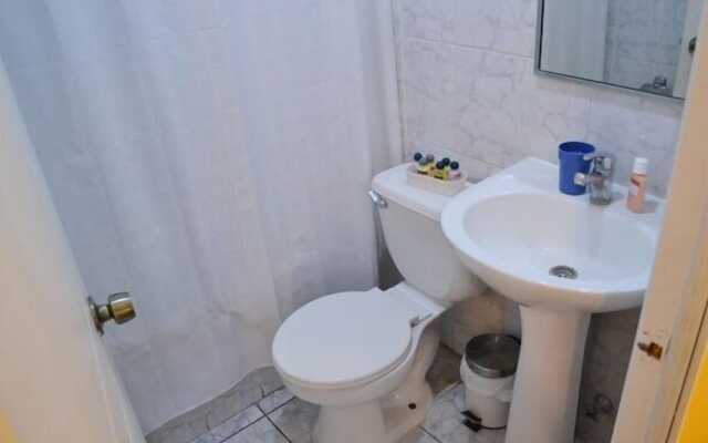 Hostal Almenas