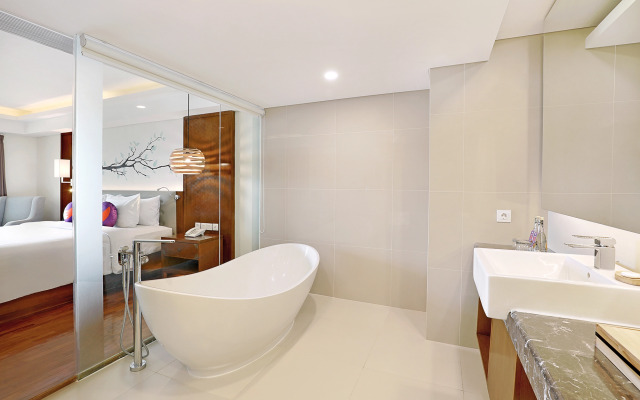 FOX Hotel Jimbaran Beach Bali