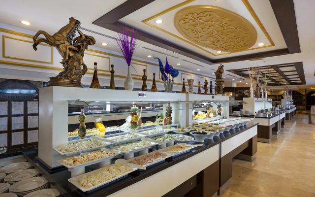 Roma Beach Resort & Spa