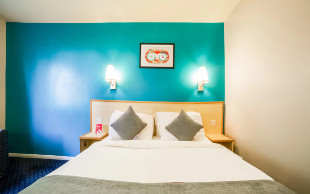 OYO Sunrise Hotel, A46 N Leicester