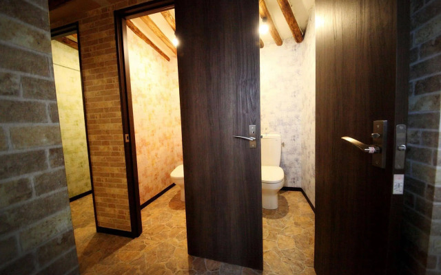 Tokyo House Inn