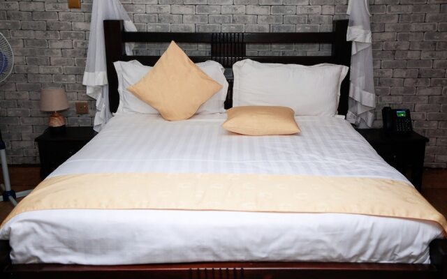 Nokras Riverine Hotel & Spa