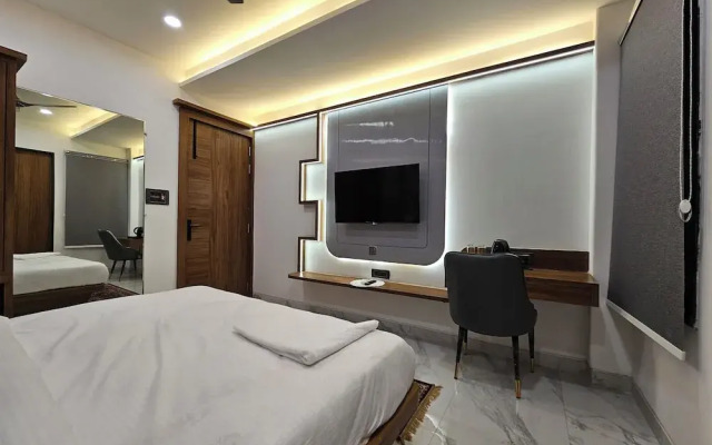 The Blu Pearl
