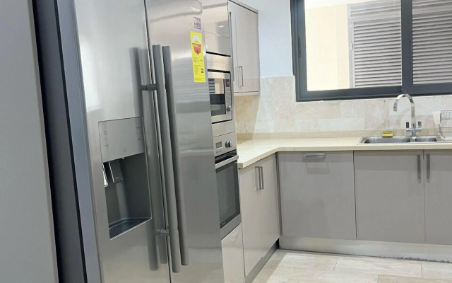 Premier Place Appt 1B