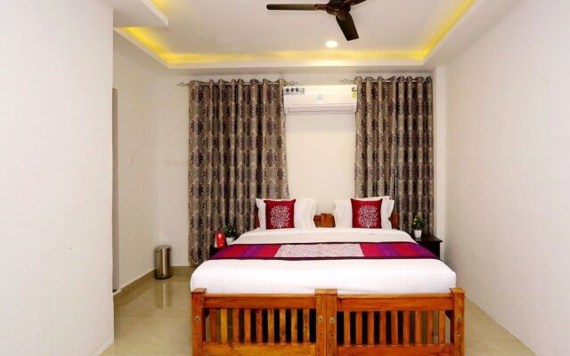 OYO 9620 Hotel Emza Residency