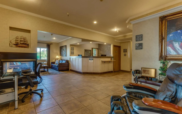 Best Western Lakewinds