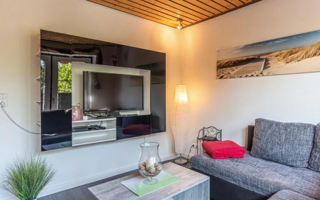 Amazing Apartment in Friedrichskoog With 2 Bedrooms and Wifi
