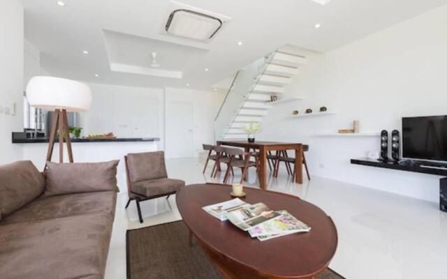 **75% DISCOUNT** 3 Bed/4 Bath SEA VIEWS BIG GARDEN