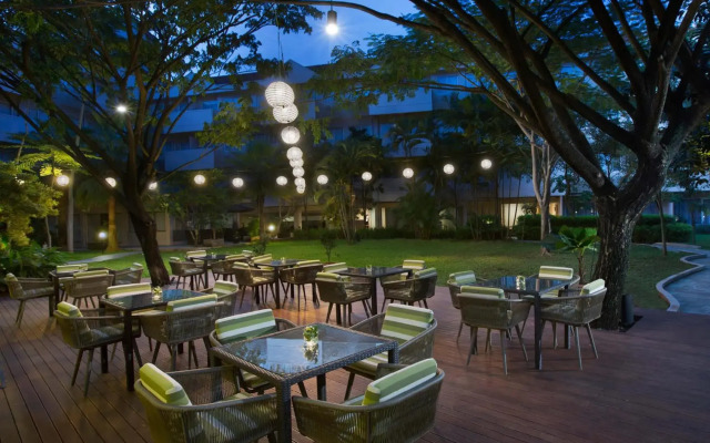 Delonix Hotel Karawang