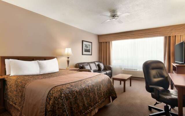 Travelodge by Wyndham Simcoe