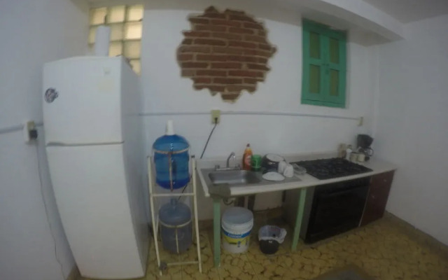 Mochileros Eco Hostal - Hostel