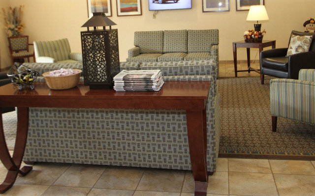 Candlewood Suites Fredericksburg, an IHG Hotel