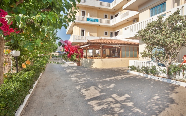 Dimitra Hotel Apartments