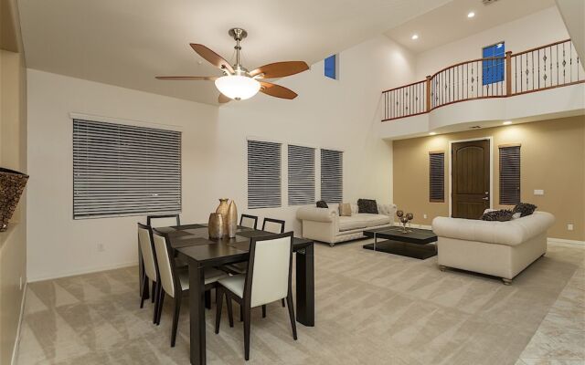 Pinnacle Vista 5 BR by Casago