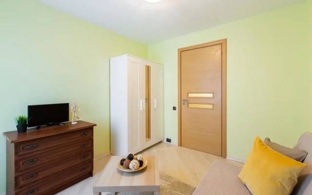 Rento on Usacheva Street