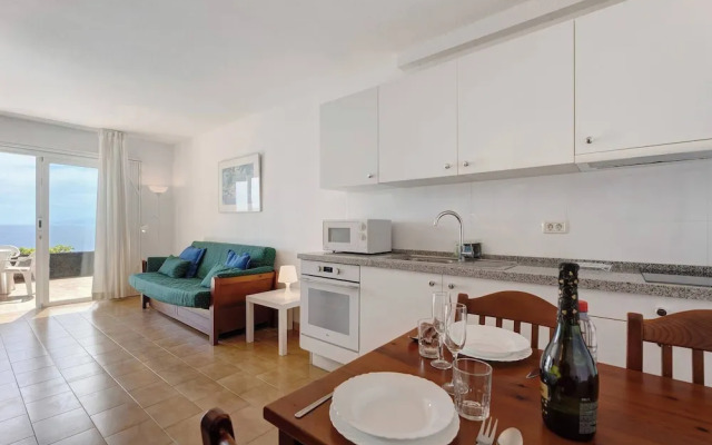 Costa Isora 1 Frontline