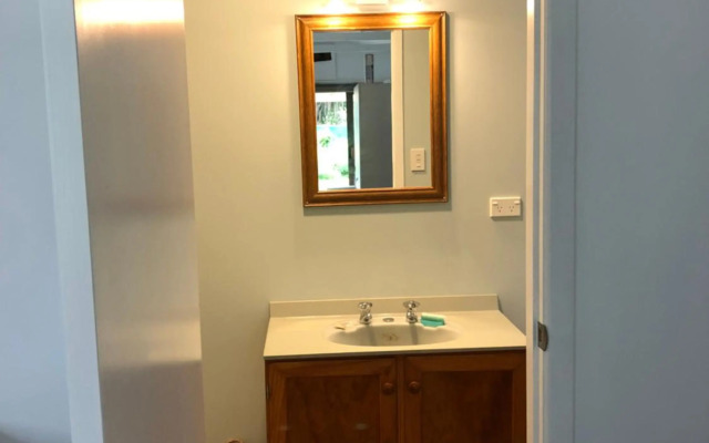 @Taradise-Opunake - eco-friendly Coastal hideaway